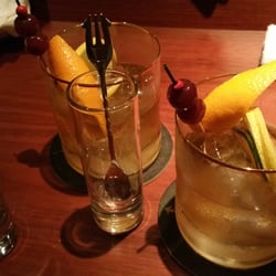 寶多來 - Old fashioned with cucumber slices. Not as strong as I'd hoped.