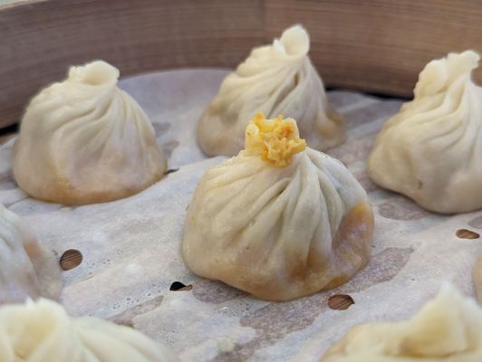 Hang Zhou Xiao Long Bao (Da'an) by null