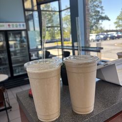 Unique Eats - PB & Chocolate Smoothie