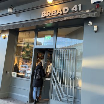 Bread 41 - Rare day without a queue - Cafes Near Me - Dublin, D