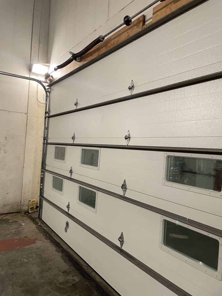 F&R Garage Door Repair - Garage Door Contractor in Chicago, IL