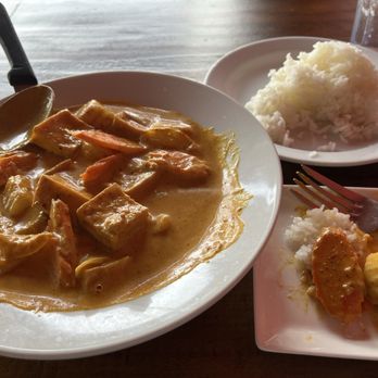 Anong's Thai Cuisine - Yellow Curry* - Thai Near Me - Rawlins, Wyoming