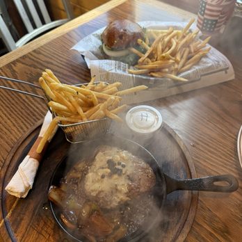 Tony's - Steak 'n Truffle Frites - sizzles steak, cooked perfectly, truffle fries with great seasoning, and the avocado bacon burger. So yummy! - American Near Me - Juneau, Alaska