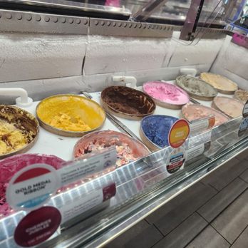 Baskin Robbins - Ice Cream & Frozen Yogurt Near Me - Renton, Washington Baskin Robbins - Ice Cream & Frozen Yogurt Near Me - Renton, Washington