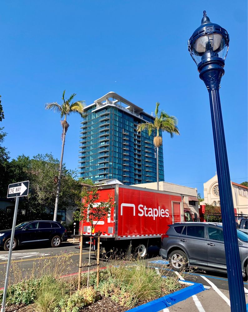 PARK CHATEAU Apartments 2761 5th Ave, San Diego, CA Phone Number