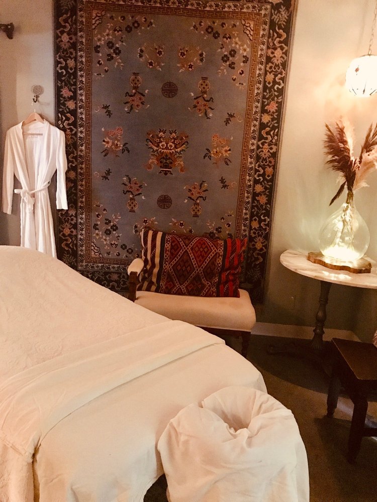 Massage by Melanie Logo