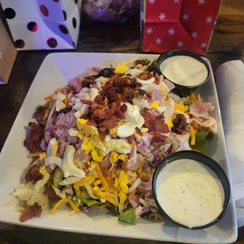 Olde Tavern - The chefs salad was very large and very delicious. It has a ton of ingredients. - Wine Bars Near Me - Hickory, North Carolina
