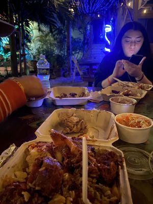 Naomi's Garden Restaurant & Lounge by null