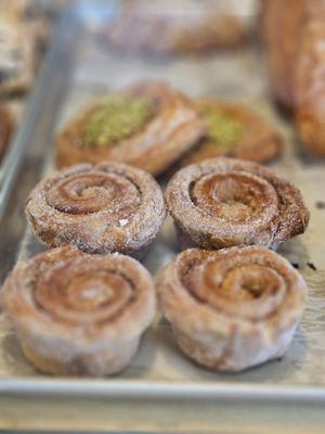 WEST WON BREAD by null