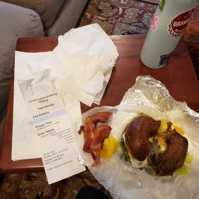 Poppy’s Bagels & More by null