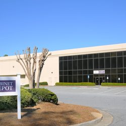 US Cabinet Depot - Front entrance of Us Cabinet Depot