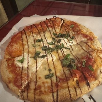 Gigi's Italian Restaurant - 10" Lombardy Grilled pizza - Italian Near Me - Jensen Beach, Florida