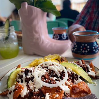 Cielito Cafe - Chilaquiles with chorizo 5/5 - Breakfast & Brunch Near Me - Houston, Texas Cielito Cafe - Chilaquiles with chorizo 5/5 - Breakfast & Brunch Near Me - Houston, Texas