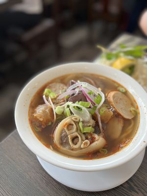 Banh Cuon Tay Ho by null