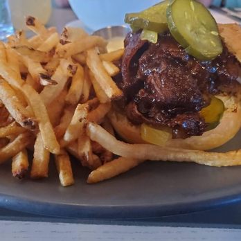 Cookshop - Bbq brisket and fries - New American Near Me - New York, New York
