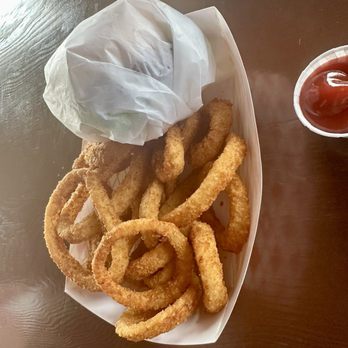 Island Buffalo Grill - Onion rings and bison burger - Burgers Near Me - Syracuse, Utah Island Buffalo Grill - Onion rings and bison burger - Burgers Near Me - Syracuse, Utah