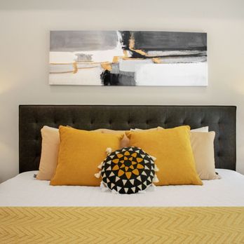 Advanstay - Designer Bedroom suite - Vacation Rentals Near Me Advanstay - Designer Bedroom suite - Vacation Rentals Near Me