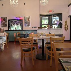 Chalawan Thai Cuisiine - The dining room