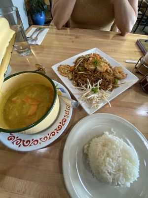 Thai American Bistro by null
