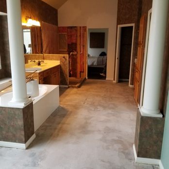 Austin Dustless Tile Removal - After removal - Demolition Services Near Me
