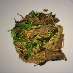 Sauté de nouille chinoise / Bœuf Hereford / Épices Cari