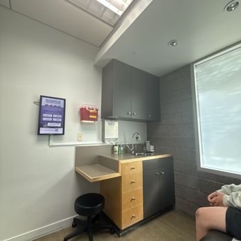 Arizona Allergy Associates - Exam room - Allergists Near Me - Chandler, Arizona Arizona Allergy Associates - Exam room - Allergists Near Me - Chandler, Arizona