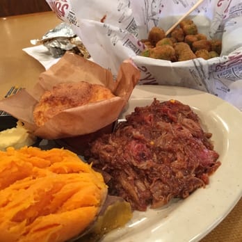 Sonny's BBQ - Barbeque Near Me - Tallahassee, Florida
