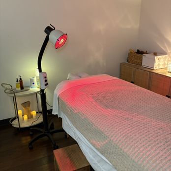 Bodyology Sculpting - Cozy treatment room - Body Contouring Near Me - Redondo Beach, California Bodyology Sculpting - Cozy treatment room - Body Contouring Near Me - Redondo Beach, California