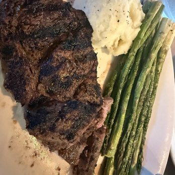 BJ's Restaurant & Brewhouse - Ribeye - Pizza Near Me - Sacramento, California