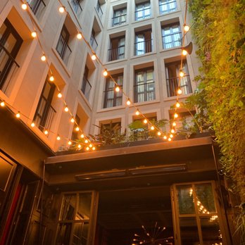 The Wittmore - Every room looks into the middle of the building. - Hotels Near Me - Barcelona, B