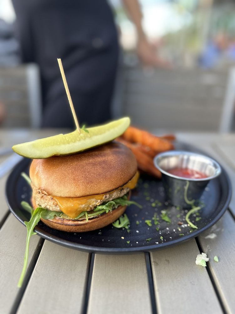 LAKE PARK DINER 391 Photos & 355 Reviews 944 7th Ave N, Naples