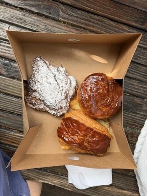 Wayfarer Bread & Pastry by null