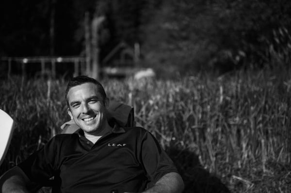 Mobile Massage Therapist - Since 2005, James Browne has worked extensively with celebrities, professional athletes, and private clients, offering deep tissue, sports massage, structural integration and Swedish massage. 

He has been flown out to see some of the most discriminating and well known A-list celebrities as well as working on set in Hollywood. Based on the Westside, he serves the greater Los Angeles area.