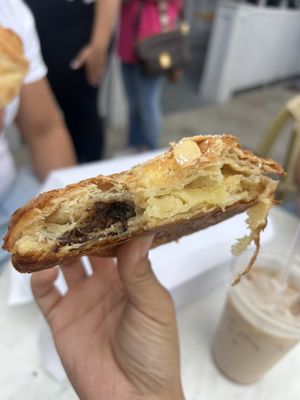 Lou, The French On The Block by null