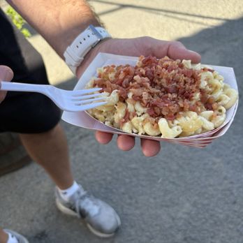 Fonda Fairgrounds - Bacon Mac - Amusement Parks Near Me - Fonda, New York