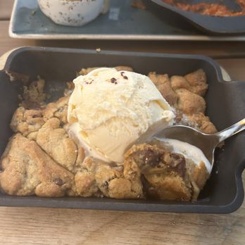 Hangar Kitchen Plus Bar - Cookie dessert - Tacos Near Me - St. Louis, Missouri
