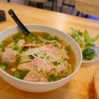 YEN Viet Kitchen - Vietnamese Near Me - Las Vegas, Nevada