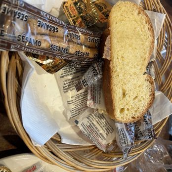 Carle Place Diner - Bread basket - Diners Near Me - Carle Place, New York
