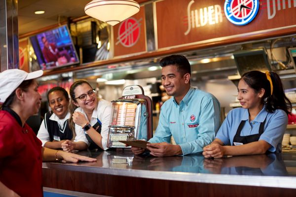 Silver Diner by null