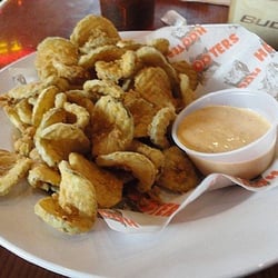 Hooters