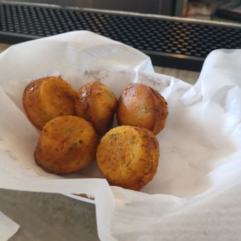 Wilson’s Commissary - Jalapeño cornbread - Southern Near Me - Laurel, Mississippi