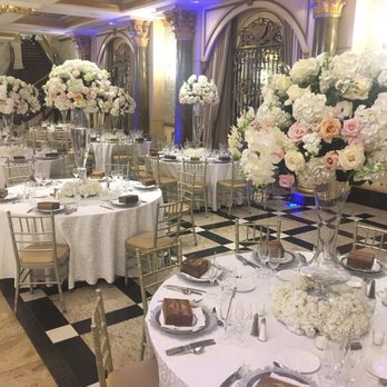 Barbara's Flowers - Florists Near Me - New York, New York