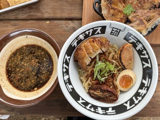BBQ Ramen Tatsu-Ya by null