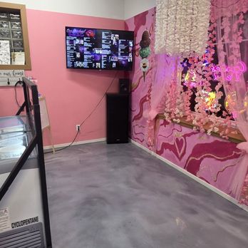 Goodies De Lu - Blue BellIce cream and menu - Ice Cream & Frozen Yogurt Near Me - Pueblo, Colorado