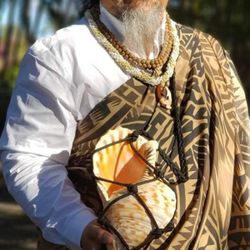 Stanley Puaa Officiant - Stanley Puaa