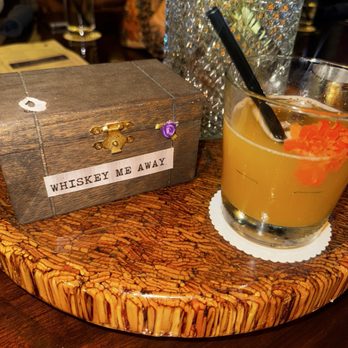 Bosscat Kitchen & Libations - Boss lady - New American Near Me - Houston, Texas