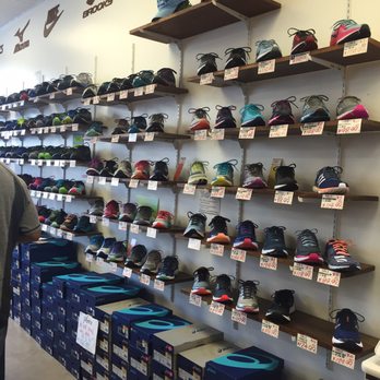 Runners Route - Sporting Goods Near Me - Aiea, Hawaii Runners Route - Sporting Goods Near Me - Aiea, Hawaii
