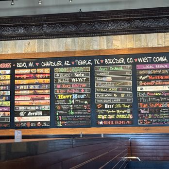 BJ's Restaurant & Brewhouse - New American Near Me - Pearland, Texas
