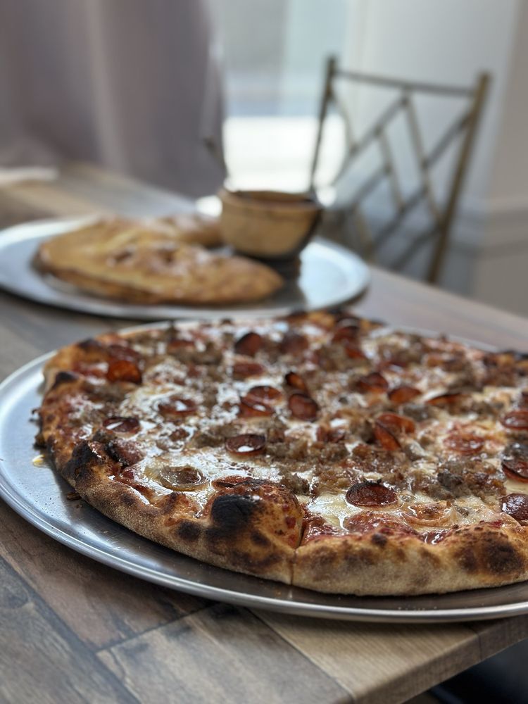 Don Pedro’s Pizzeria & Scoops Logo