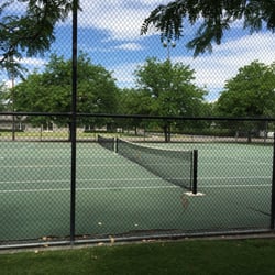 Bonneville Park - Tennis courts